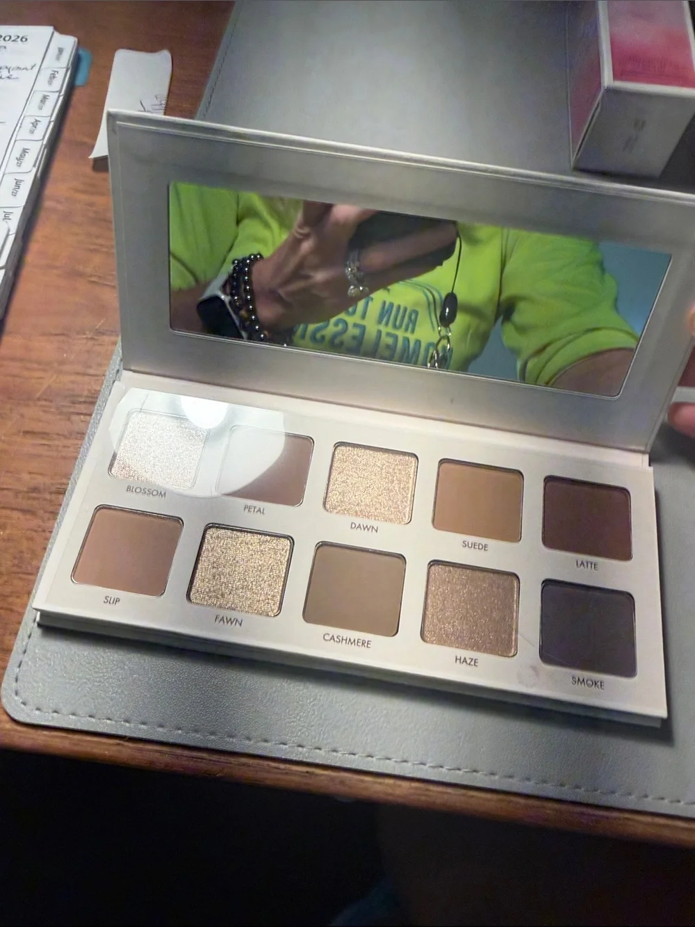 Wander Beauty Neutral Eyeshadow Palette — Champagne, Brown & Taupe Shades